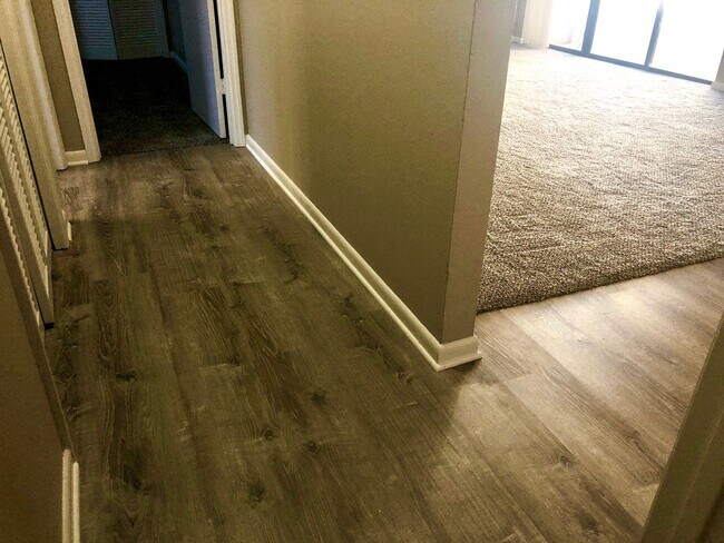 Building Photo - 3/2 Pool Home in Alafaya Woods