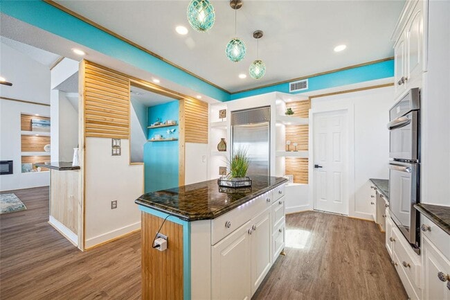 Building Photo - 1322 Outrigger St