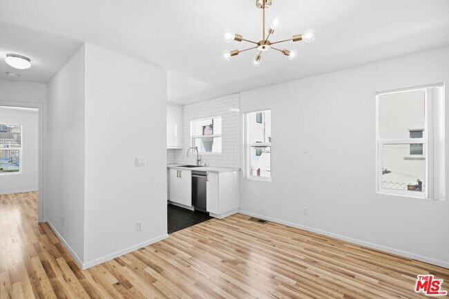 Building Photo - 3611 4th St