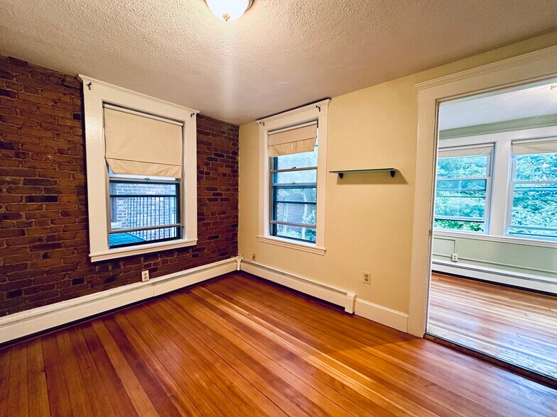 Building Photo - 39 South St