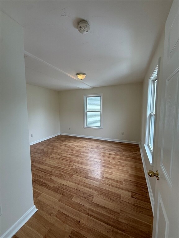 Building Photo - 229 Rollstone St