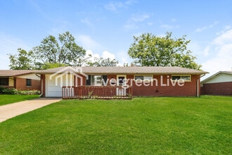 Building Photo - 7858 Harshamnville