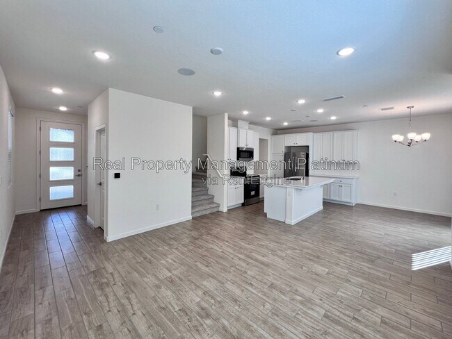 Building Photo - 1526 Woodhill Ln