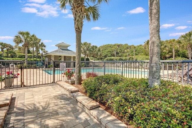 Building Photo - 5284 Sea Chase Dr