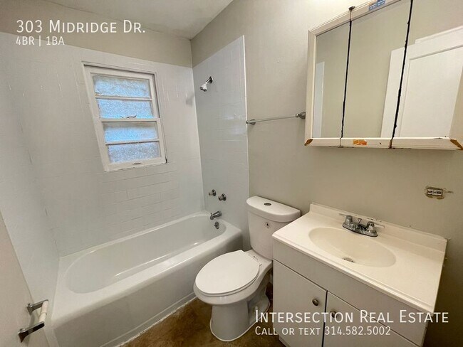 Building Photo - 303 Midridge Dr