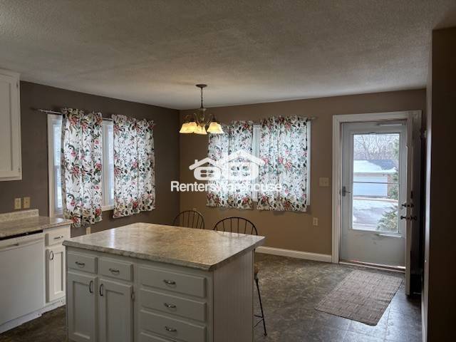 Building Photo - 601 Labore Rd