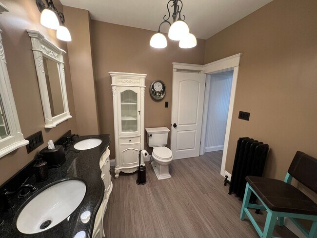 Building Photo - 3 Bedroom/2.5 Bathroom Home in Peoria for Lease