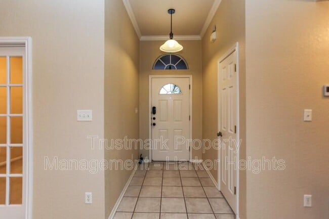 Building Photo - 4505 Vahrenkamp Dr