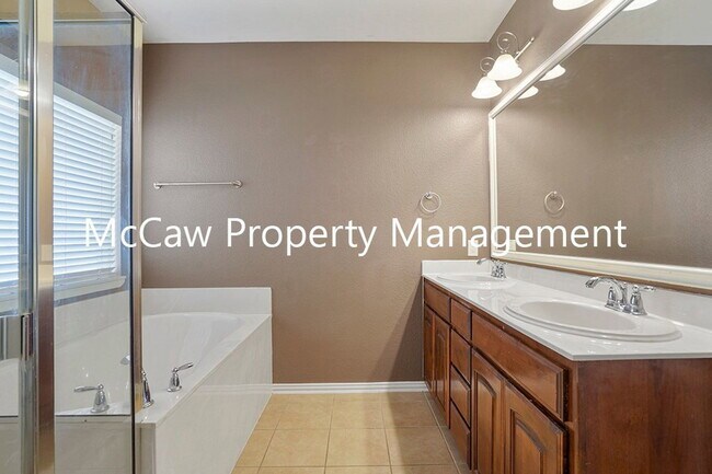 Building Photo - 11928 Sundog Way