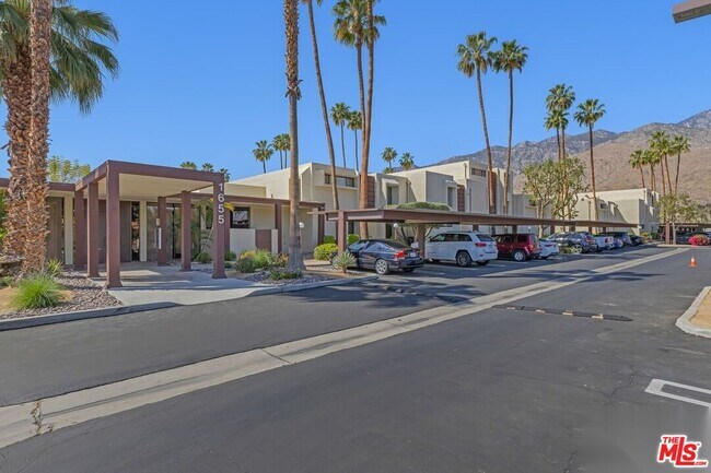 Building Photo - 1655 E Palm Canyon Dr