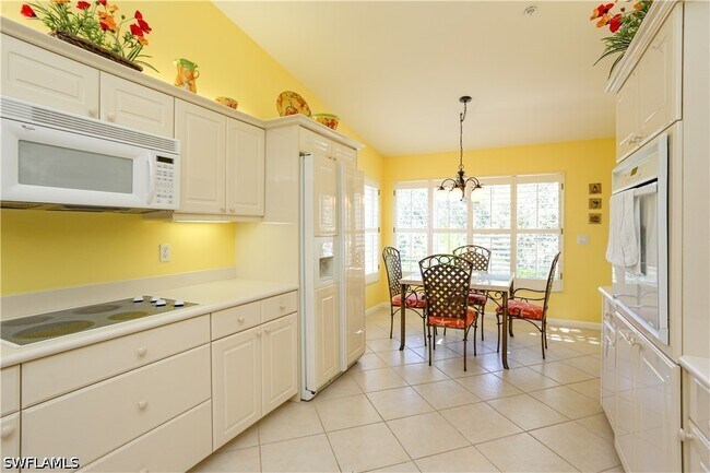 Building Photo - 14550 Red Fox Run