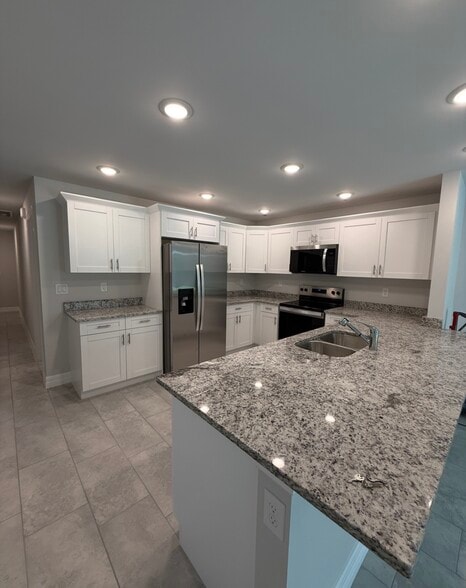 Building Photo - 6039 Latimer Ave