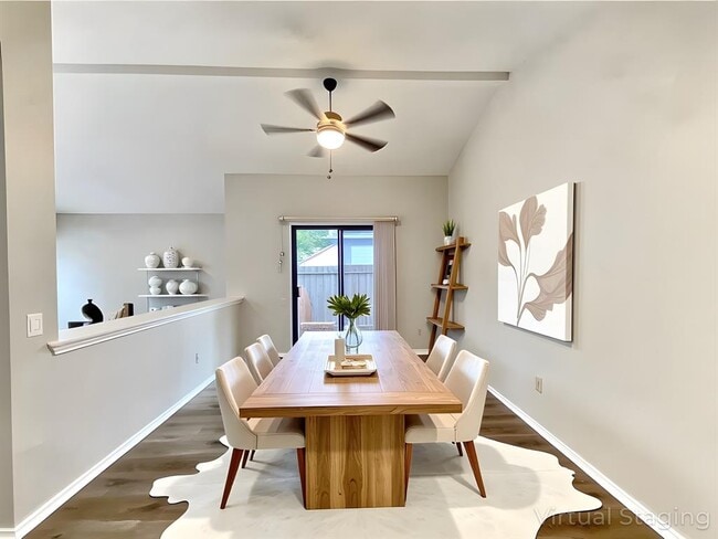 Building Photo - 12333 Yarmont Way