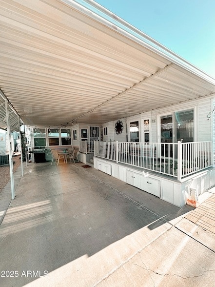 Building Photo - 8700 E University Dr