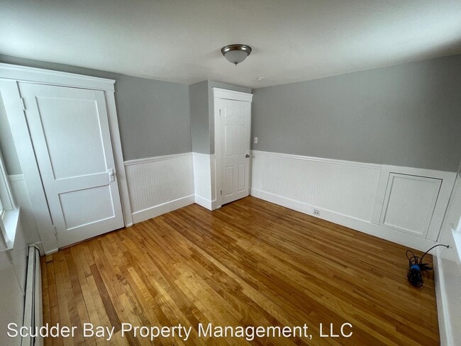 Building Photo - 3 br, 1.5 bath House - 22 Rob Roy Rd.
