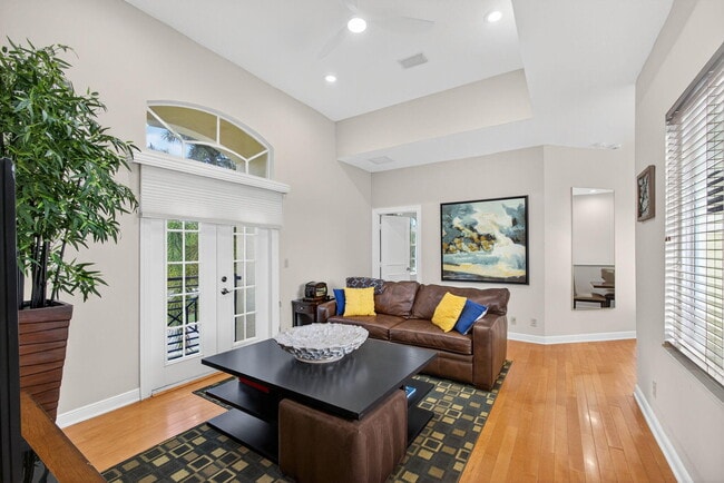 Building Photo - 8381 Egret Lakes Ln