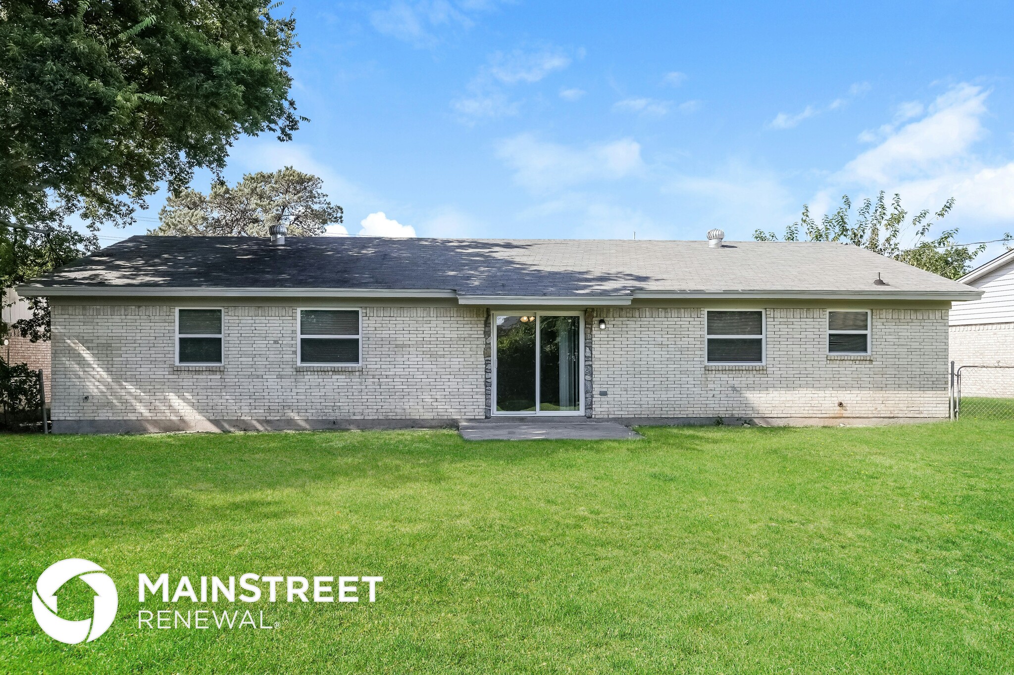 Building Photo - 3609 Cobblestone Dr