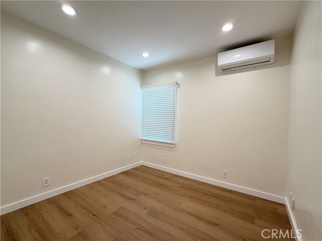 Building Photo - 111 E Newby Ave