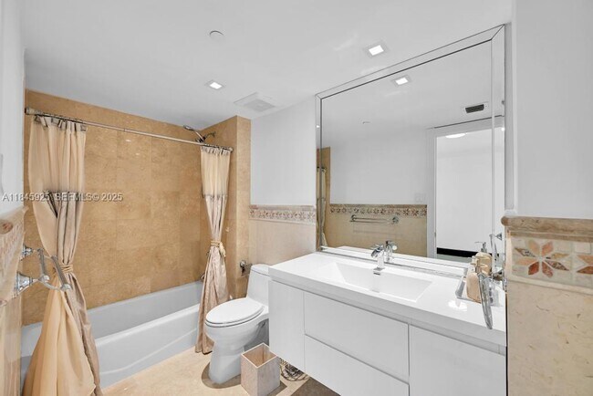 Building Photo - 1850 S Ocean Dr