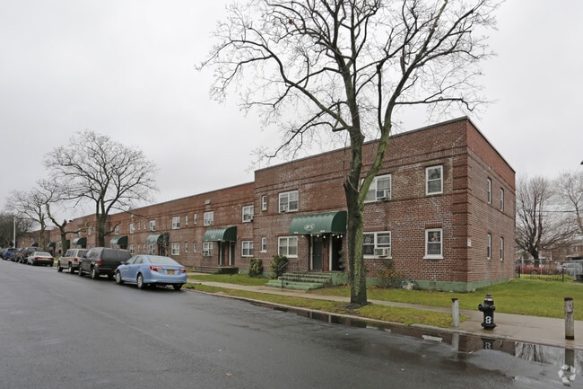 Building Photo - Hollis Gardens