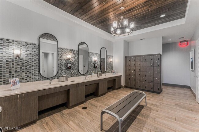 Building Photo - 5629 Double Eagle Cir