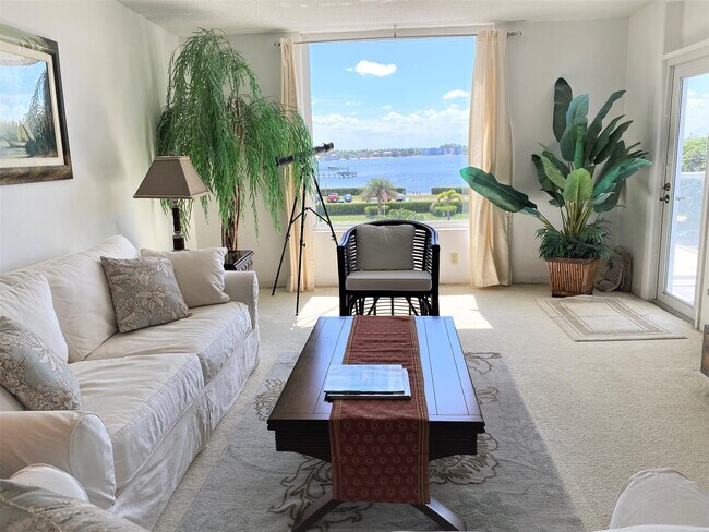 Building Photo - 3450 S Ocean Blvd