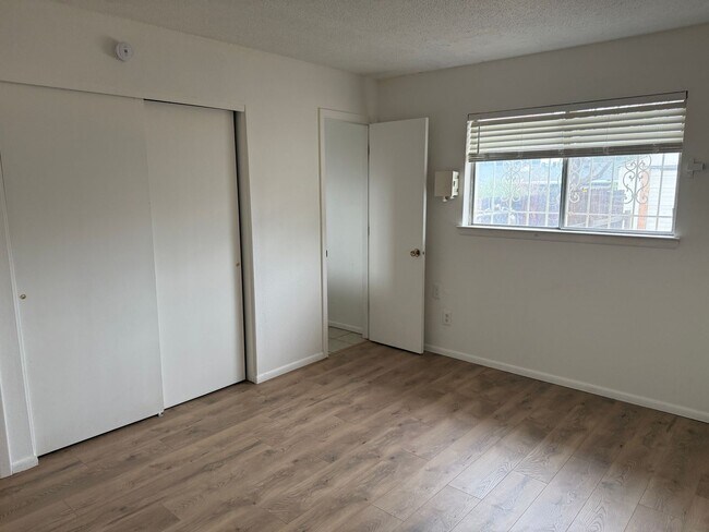 Building Photo - 12029 Brentwood Hills Blvd NE