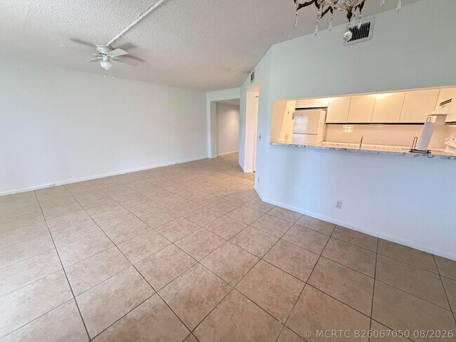 Building Photo - 1300 SW 125th Ave
