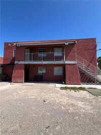 Building Photo - 632 Triest Ct
