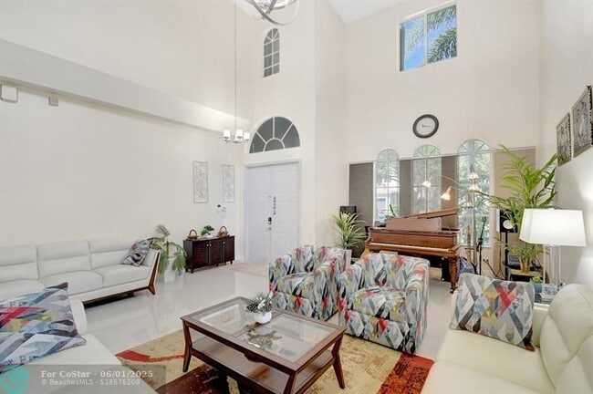 Building Photo - 6158 SW 194th Ave