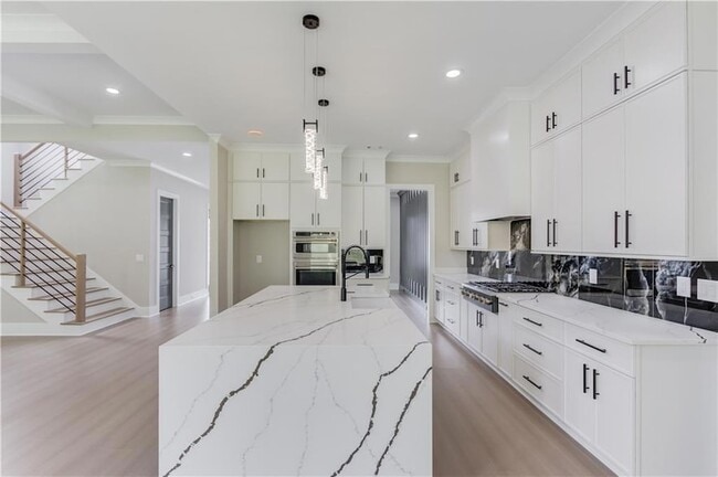 Building Photo - 37 Deer Cyn Dr