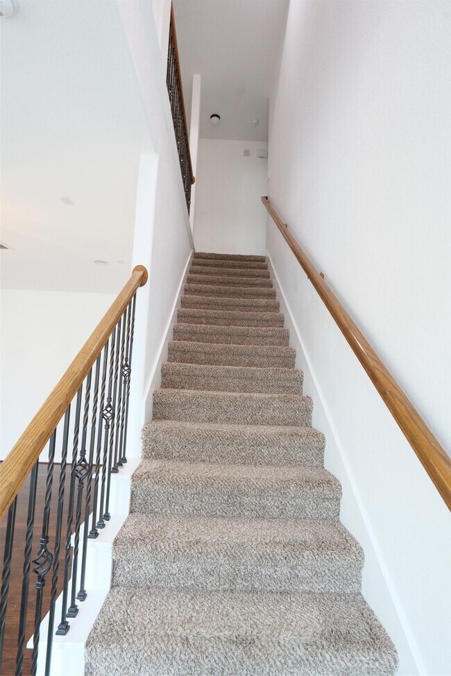 Building Photo - 12211 Stellano Ln