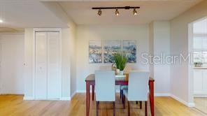 Building Photo - 1120 N Shore Dr NE