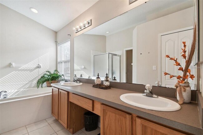 Building Photo - 7655 Citrus Blossom Dr