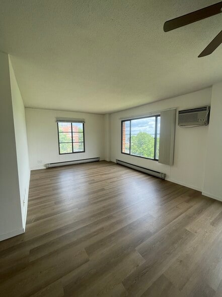 Living Room - Diplomat Apartments