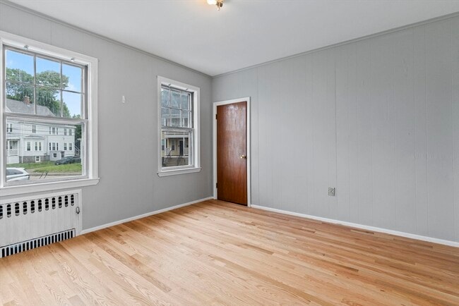 Building Photo - 33 Bigelow St