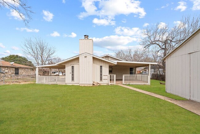 Building Photo - 4402 Seabreeze Dr