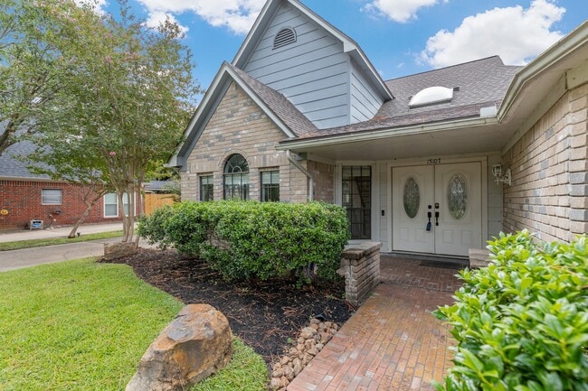 Building Photo - 15107 Easton Park Dr