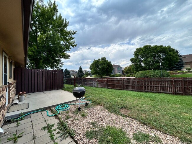 Building Photo - Recently Remodeled 2Bd/2Ba with Attached G...