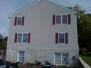 Building Photo - 501 W Mulberry Street