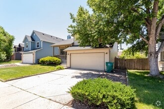 Building Photo - Charming 4-Bedroom Retreat with Modern Upd...