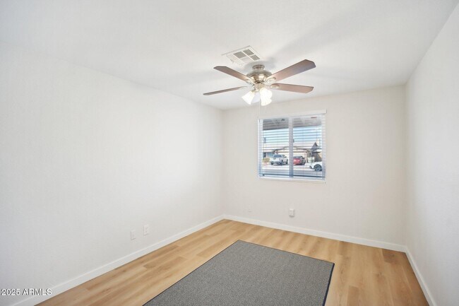 Building Photo - 6123 W Karen Lee Ln