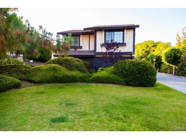 Building Photo - 423 E Duarte Rd