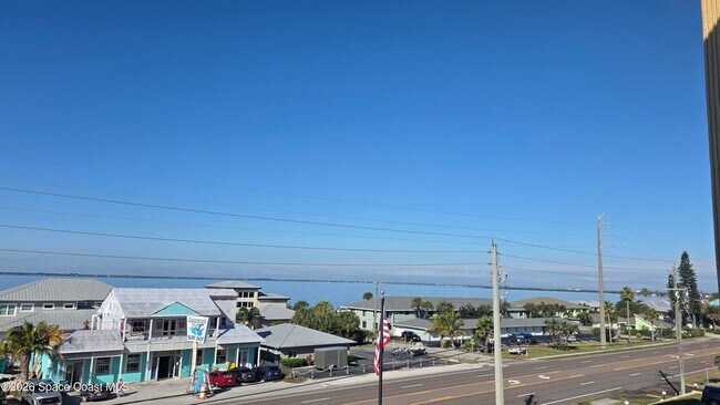 Building Photo - 3223 S Atlantic Ave