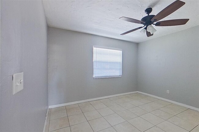 Building Photo - 5140 17th Ave N