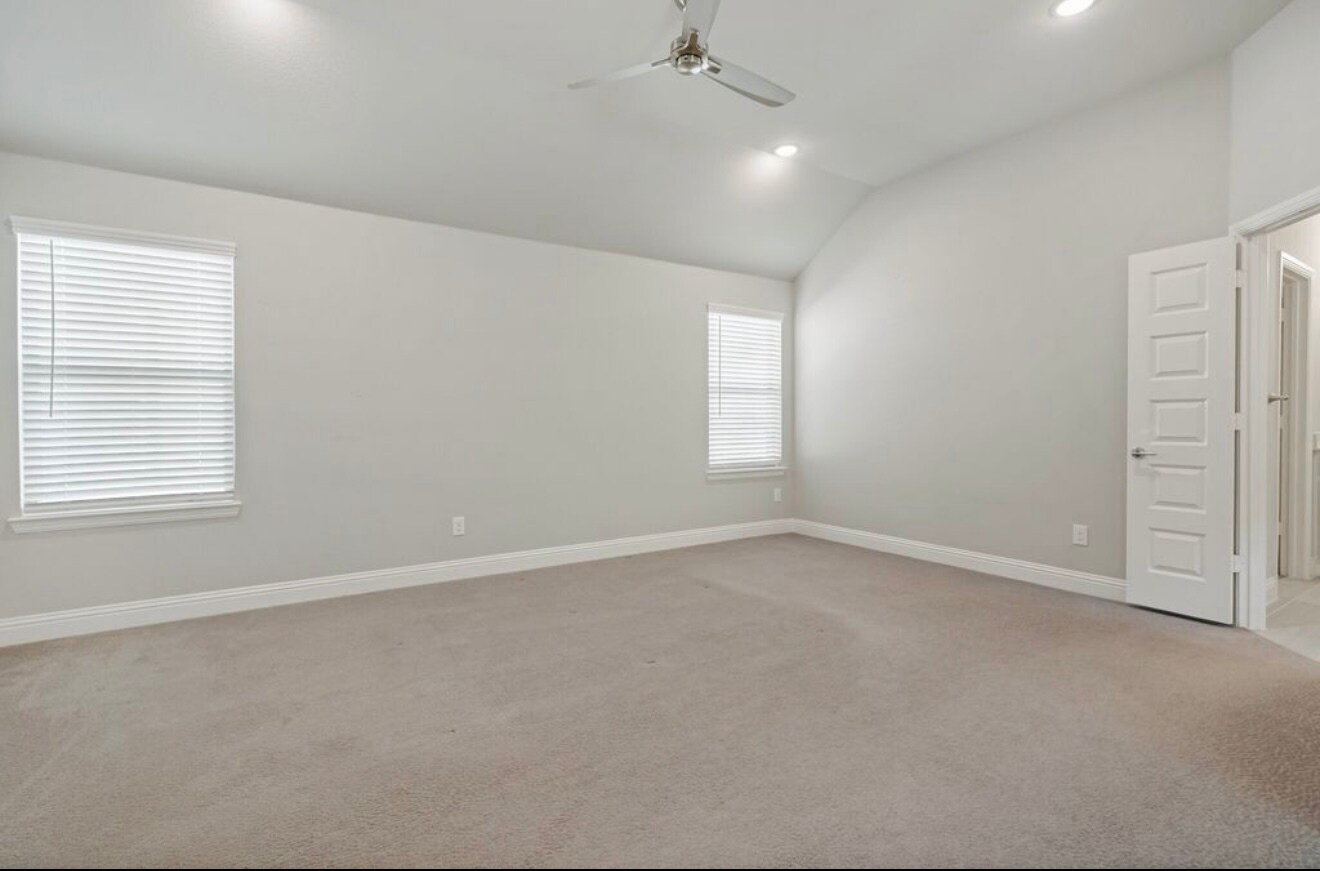 Building Photo - 4143 Runway Mews