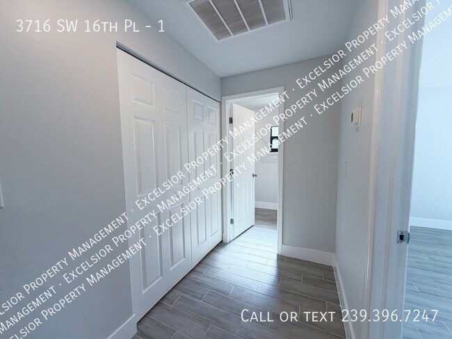 Building Photo - 3716 SW 16th Pl