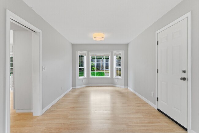 Building Photo - 13172 SW Chimney Ridge St