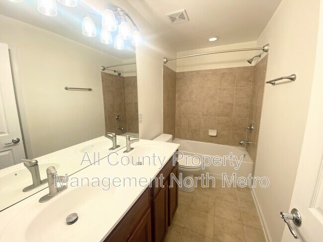 Building Photo - 4440 Azurite St