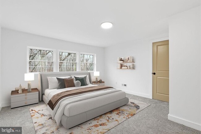 Building Photo - 7803 Monroe Ave